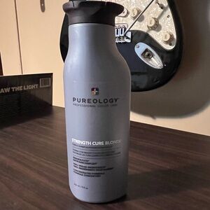 Pureology Strength Cure Blonde Purple Shampoo. New 9oz bottle.